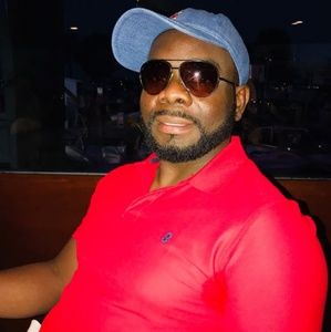 Meet your Posher, Maxene